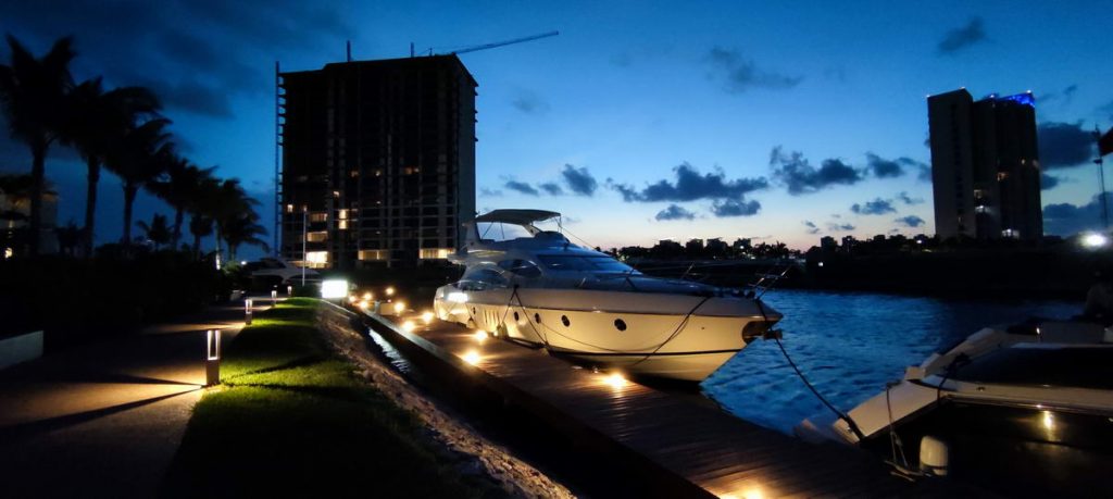 marina puerto cancun yachts boats
