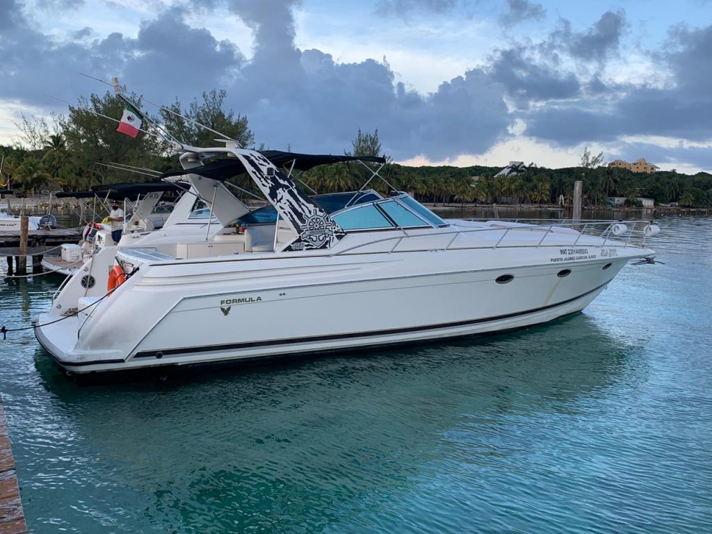 Formula yacht to rent
