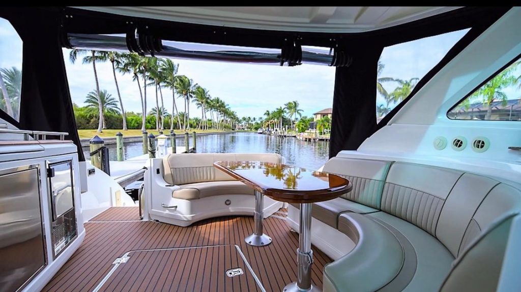 Cruiser Yacht rental