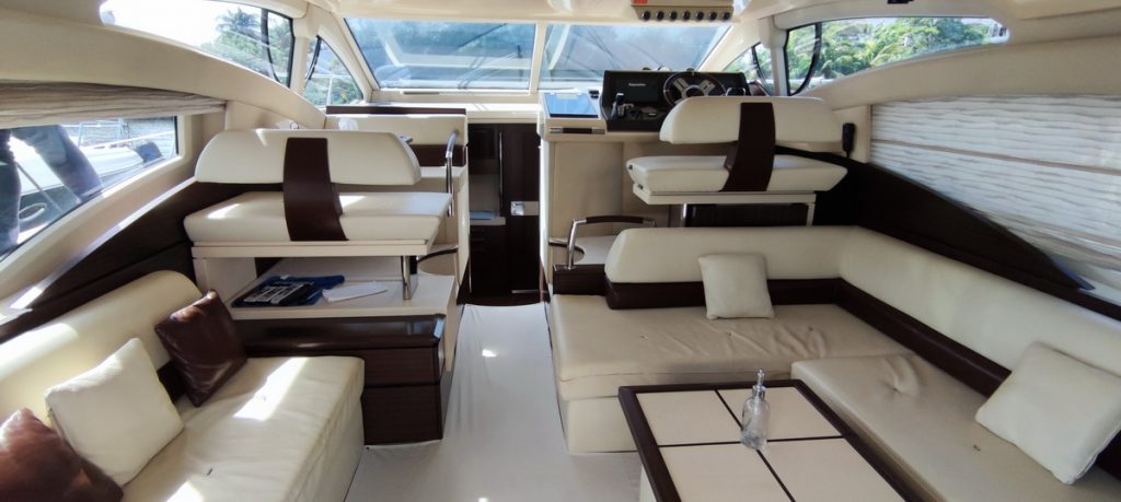 Azimut Yacht in rent