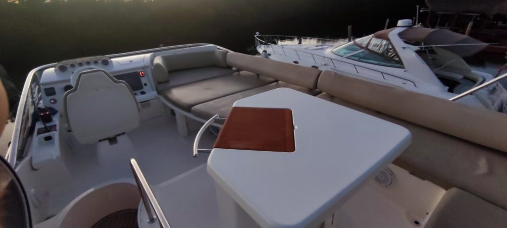 Azimut 50 yacht to rent